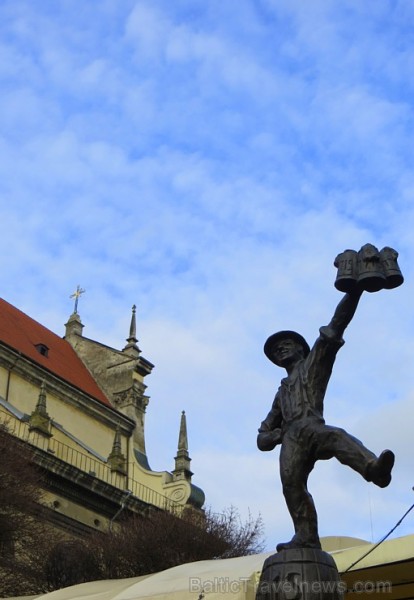 Ļvova -  Ukrainas pilsēta, kurā satiekas austrumu, rietumu kultūra un tautas māksla 170476