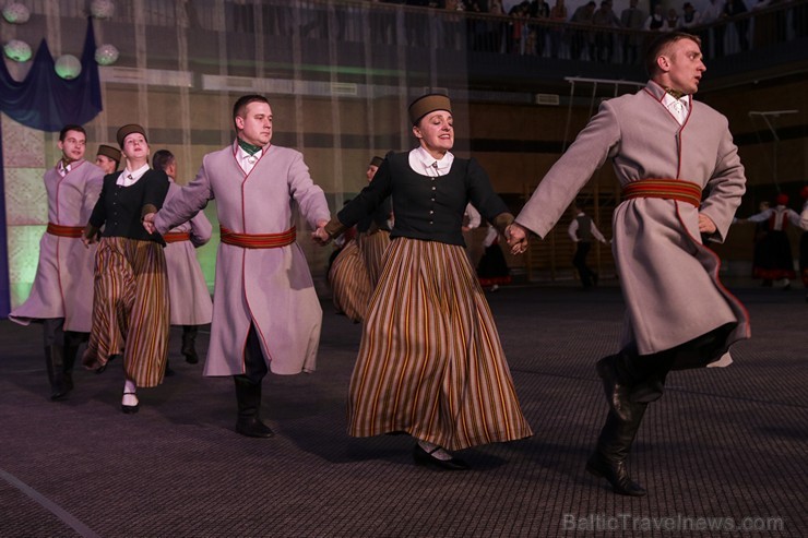 Piektais deju festivāls «Sasala jūrīna» Saulkrastos pulcē dejotājus no visas Latvijas 171052