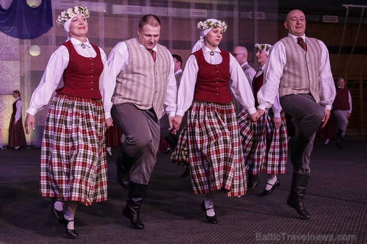 Piektais deju festivāls «Sasala jūrīna» Saulkrastos pulcē dejotājus no visas Latvijas 171060