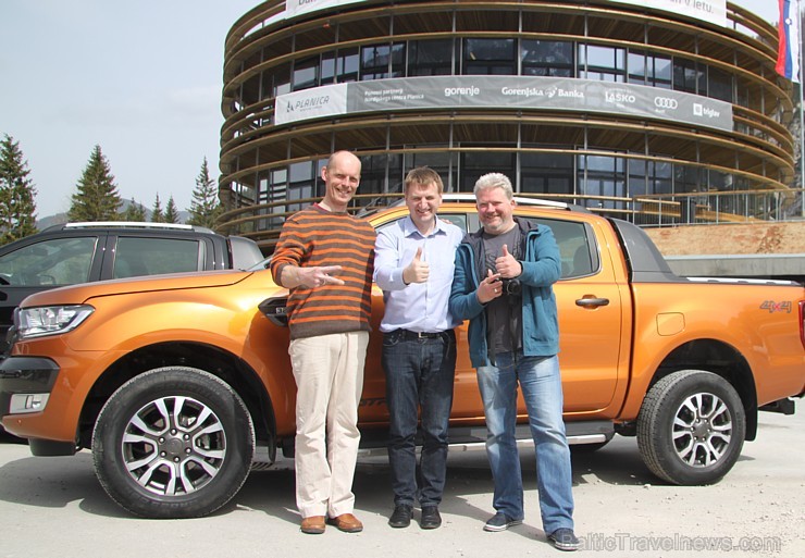 Ar Ford Ranger un Slovēniju iepazinās trīs latvieši - Ojārs Vētra, Aivars Mackevičs un Gints Gavers 172091