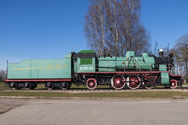 Valgā apskatāma tvaika lokomotīve - piemiņas zīme SU 251-98 172409