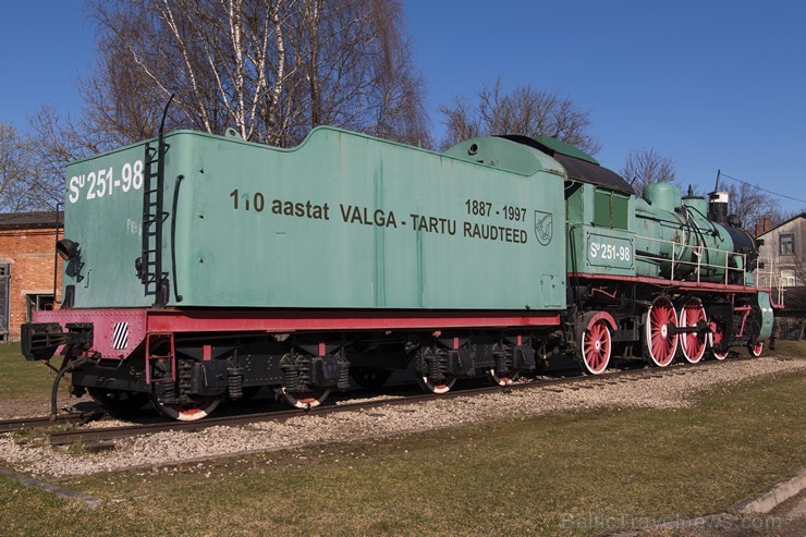 Valgā apskatāma tvaika lokomotīve - piemiņas zīme SU 251-98 172412