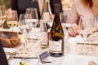 Restorānā «Melnā Bite» bauda Chablis reģiona vīnu «Domaine de Laroche» gardēžu vakariņas 22