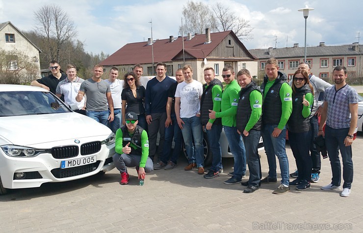 Latvijas bobslejisti, skeletonisti un kamaniņu braucēji ar Inchcape BM Auto iniciatīvu 3.05.2016 dodas Vidzemes ceļos ar jaudīgajiem BMW M modeļiem 173605