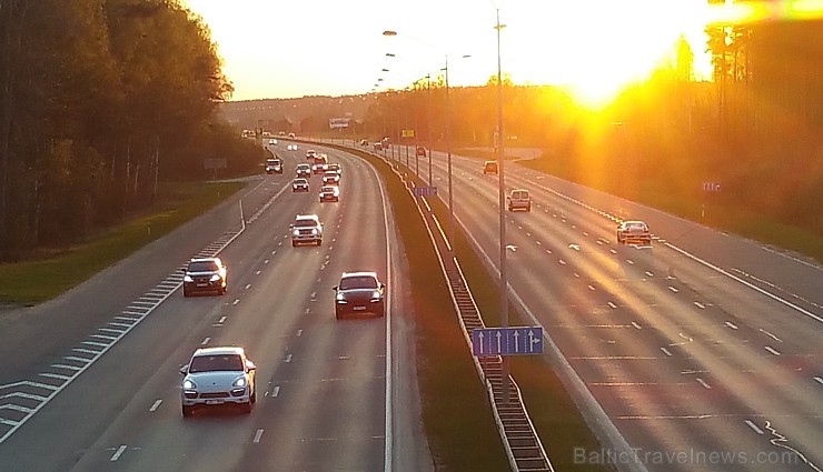 Latvijas bobslejisti, skeletonisti un kamaniņu braucēji ar Inchcape BM Auto iniciatīvu 3.05.2016 dodas Vidzemes ceļos ar jaudīgajiem BMW M modeļiem 173628