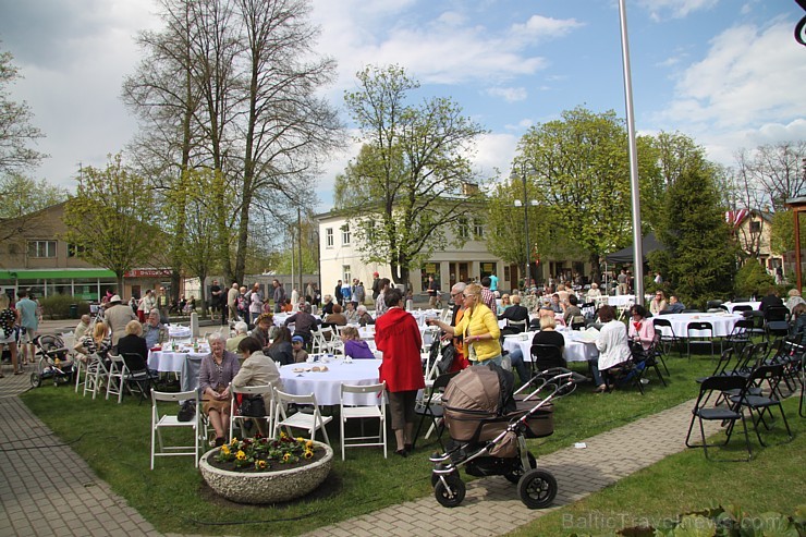 Tvīda brauciens Ogrē 4.05.2016  ir burvīgs ceļojums vēstures aizkulisēs 173787