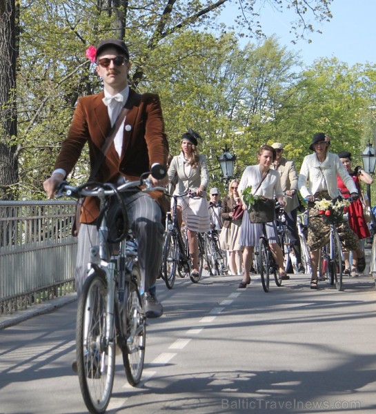 Tvīda brauciens Rīgā 7.05.2016 pulcē krāšņu dalībnieku sastāvu 173952