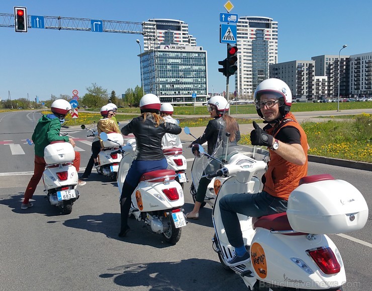 Autonoma «Sixt Latvija» piedāvā ar motorolleriem «Vespa» iepazīt citādu Rīgu un Travelnews.lv to izdara 174378