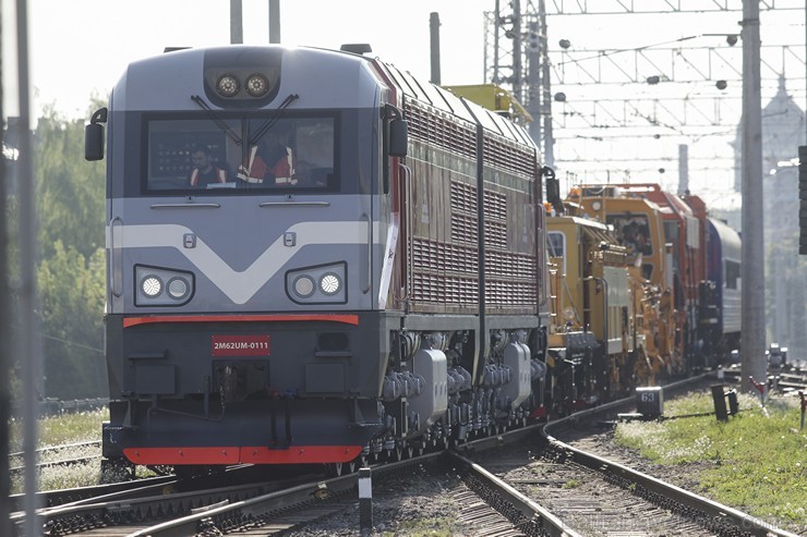 Pirmo reizi Latvijā notiek Dzelzceļa transporta līdzekļu parāde 175079