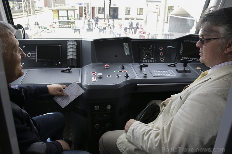 Pirmo reizi Latvijā notiek Dzelzceļa transporta līdzekļu parāde 175098