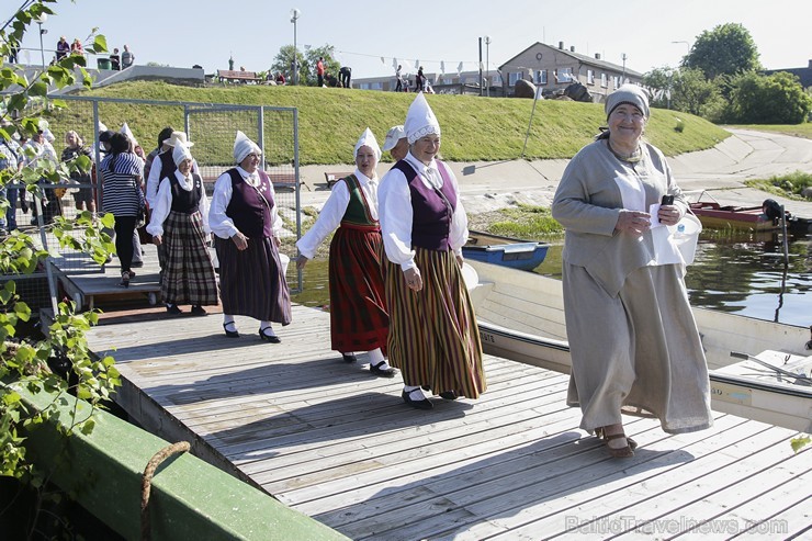 Pirmajā Reņģēdāju festivālā augsti godina reņģes, reņģu zvejniekus un reņģēdājus 175204