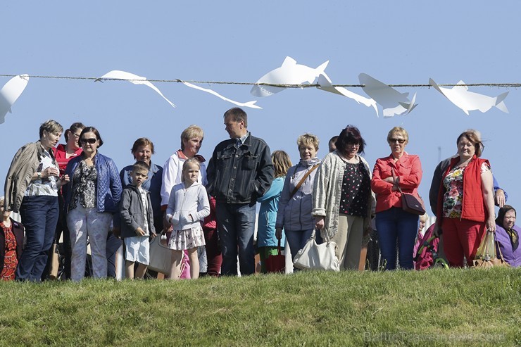 Pirmajā Reņģēdāju festivālā augsti godina reņģes, reņģu zvejniekus un reņģēdājus 175213