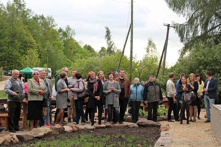 Ar mājražotāju labumu tirgu, Baltinavas teātra 