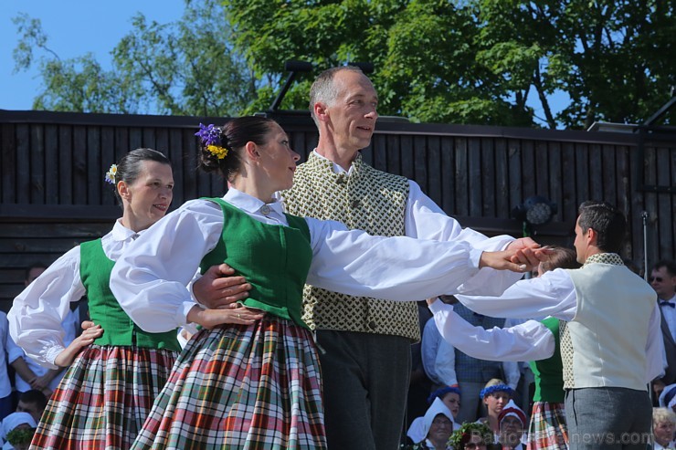 Siguldas pilsētas svētkos ikviens varēja piedalīties notikumos, kas jau izveidojušies par tradīciju, piemēram, svētku gājienā, kā arī guva pārsteigumu 175783