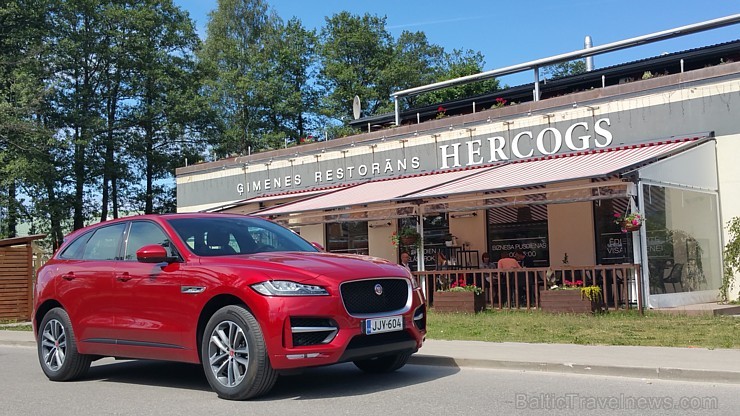 Travelnews.lv ceļo 7.06.2016 ar jauno «Jaguar» zīmola pirmo apvidus automobili  «F-Pace» 176324