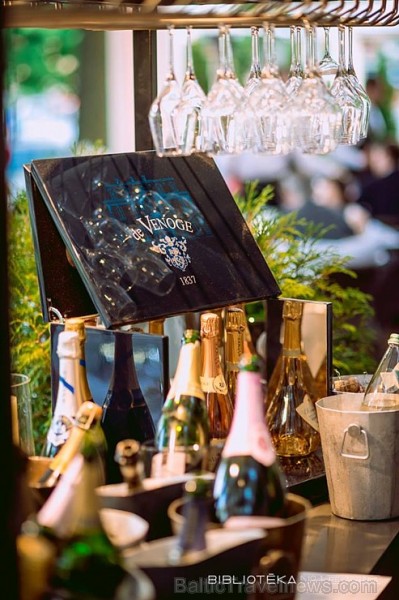 «Bibliotēka No1» Restorāns svin jauno šampanieša karti ar šefpavāra Māra Jansona «Even More Champagne» gatavotajām vakariņām 176452