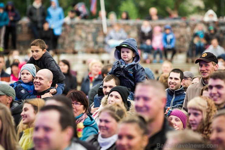 Festivālā šogad bija apskatāmas 20 skulptūras un tika izveidota arī festivāla vēsturē lielākā skulptūra, kas bija vairāk nekā 6 metrus augsta un 20 me 176651