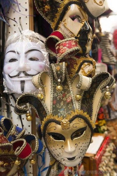 Travelnews.lv redakcija sadarbībā ar tūroperatoru Novatours dodas ekskursijā uz Venēciju, kuras laikā apskata tradicionālās maskas 176832