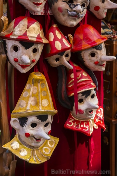 Travelnews.lv redakcija sadarbībā ar tūroperatoru Novatours dodas ekskursijā uz Venēciju, kuras laikā apskata tradicionālās maskas 176839