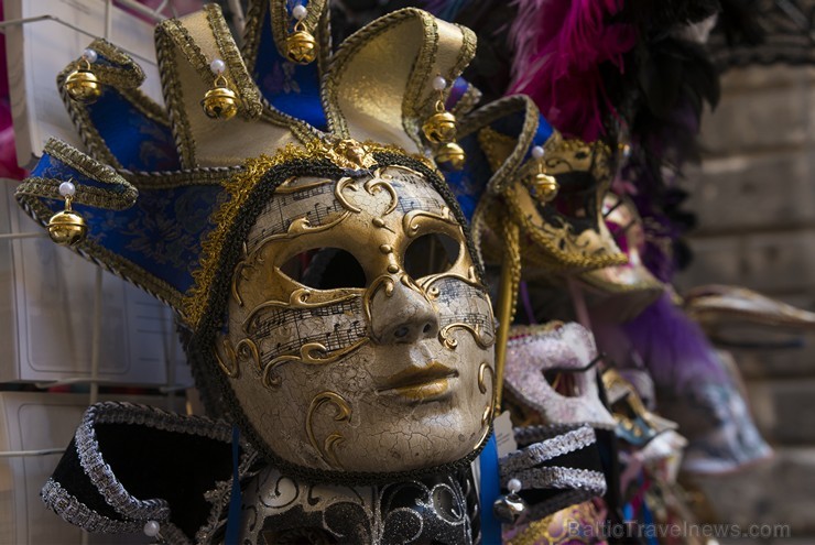 Travelnews.lv redakcija sadarbībā ar tūroperatoru Novatours dodas ekskursijā uz Venēciju, kuras laikā apskata tradicionālās maskas 176842