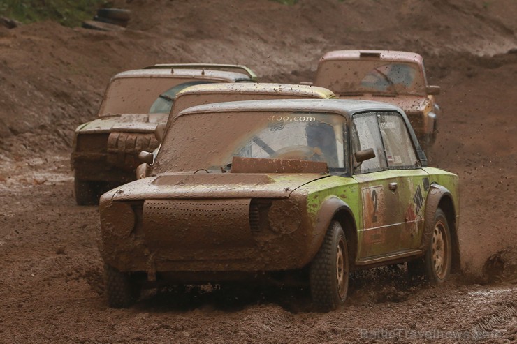 Brenguļu autotrasē atgriežas Latvijas čempionāts autokrosā 177051