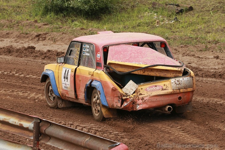 Brenguļu autotrasē atgriežas Latvijas čempionāts autokrosā 177075