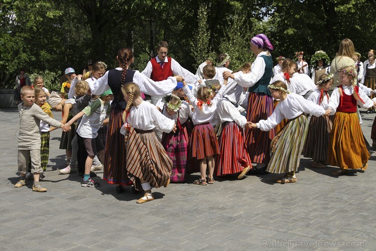 Jāņus ieskandina Grīziņkalna parkā 177485