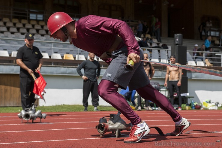 Valmierā, J. Daliņa stadionā, norisinās Latvijas čempionāts ugunsdzēsības sportā 177905