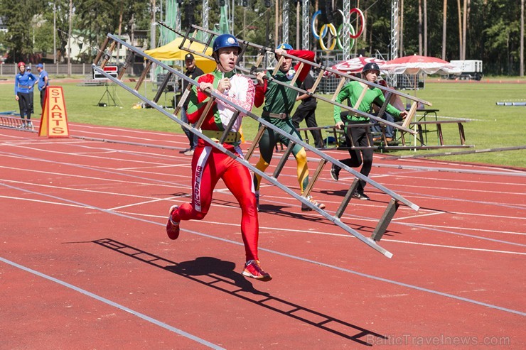 Latvijas čempionāts ugunsdzēsības sportā pulcē labākos pašmāju un ārzemju sporistus 178007