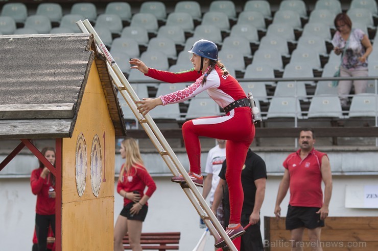 Latvijas čempionāts ugunsdzēsības sportā pulcē labākos pašmāju un ārzemju sportistus 178037