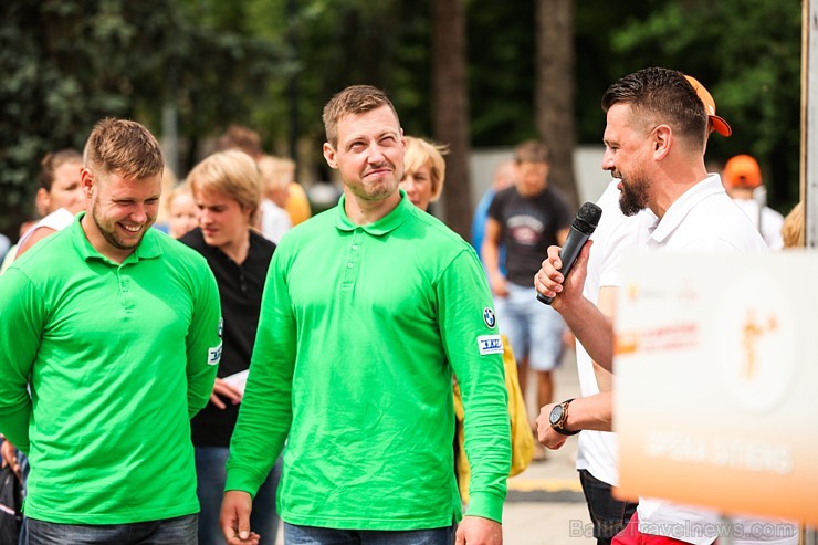 Rīgas centra Esplanādes parkā norisinājās sestais un noslēdzošais sporta un izklaides sērijas 