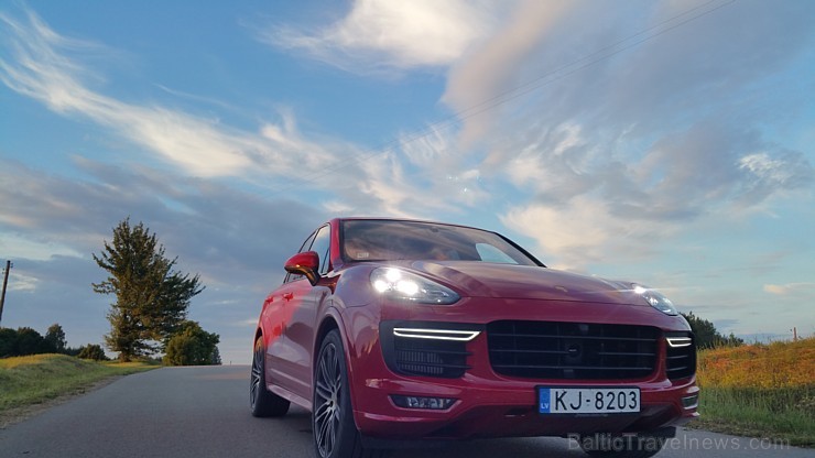 Travelnews.lv redakcija apceļo burvīgo Latgali ar jauno Porsche Cayenne GTS 179206