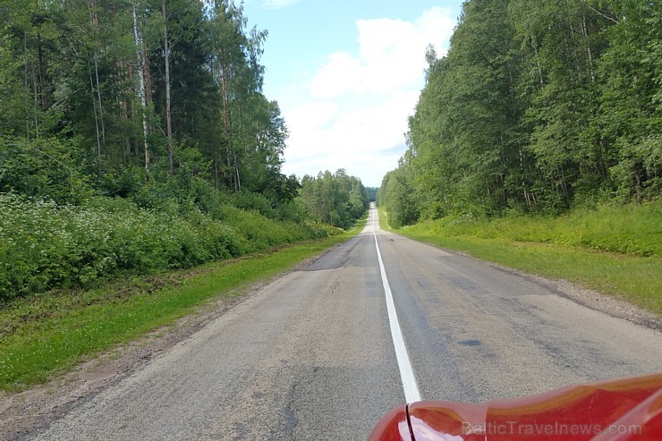 Travelnews.lv redakcija ar Porsche Cayenne GTS izbrauc Latgalē 1000 km maršrutu 179427