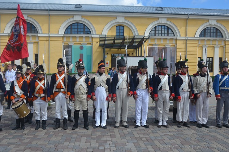 Daugavpils cietoksnī risinājās jau 2. Starptautiskais kara vēstures rekonstrukcijas klubu festivāls 