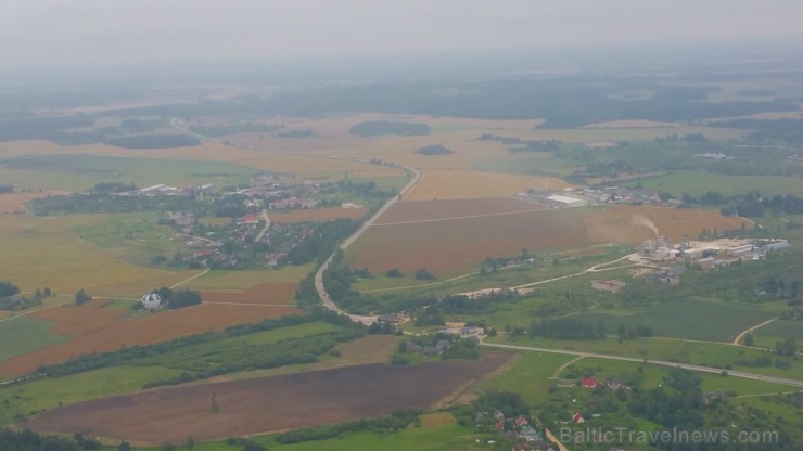 Travelnews.lv redakcija ar jauno Audi A3 Sportback dodas palidot ar LMT gaisa balonu virs Saldus apkārtnes 180415