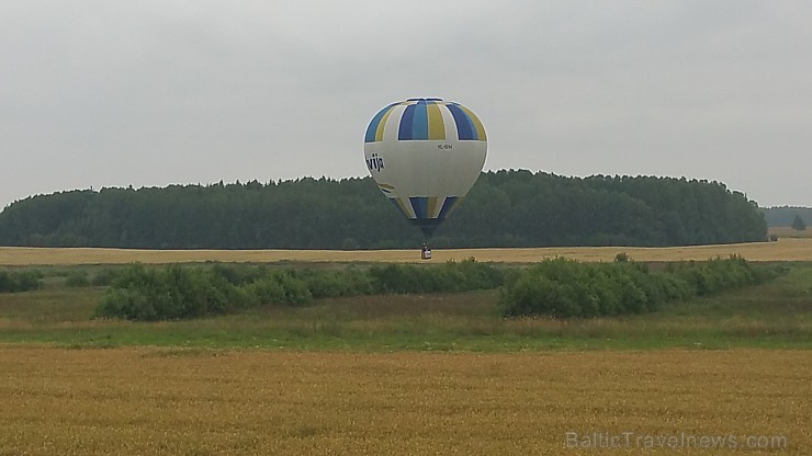 Travelnews.lv redakcija ar jauno Audi A3 Sportback dodas palidot ar LMT gaisa balonu virs Saldus apkārtnes 180435