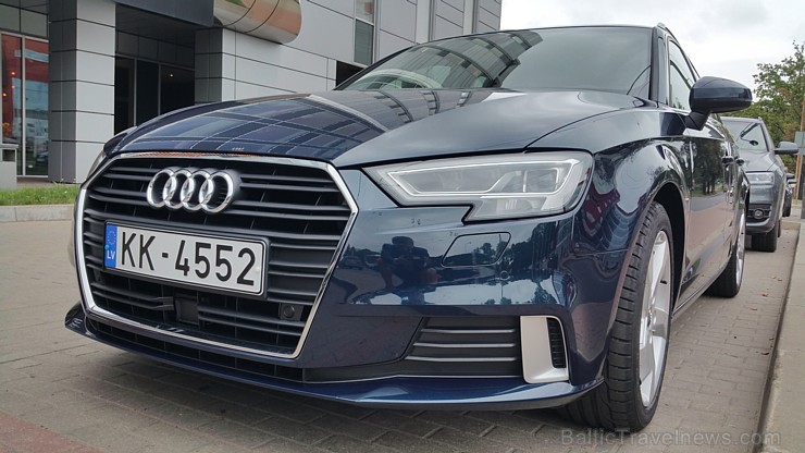 Travelnews.lv redakcija iepazīst jauno Audi A3 Sportback Rīgas ielās 180474