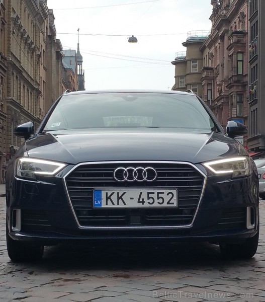 Travelnews.lv redakcija iepazīst jauno Audi A3 Sportback Rīgas ielās 180492