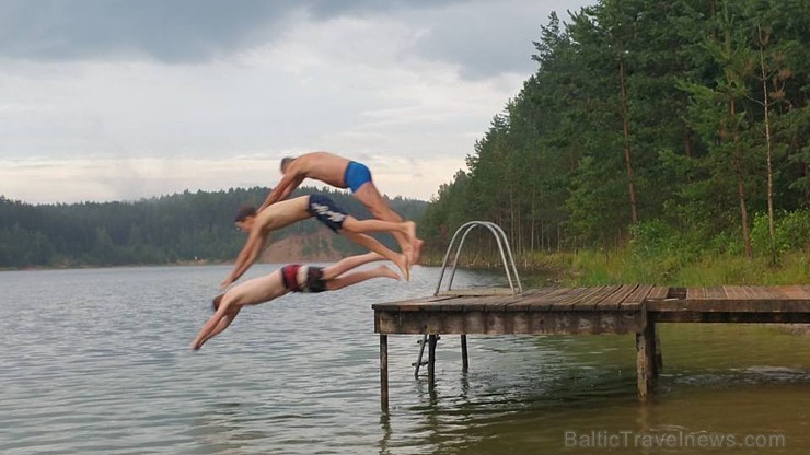 Četru dienu garumā gan pilsētas iedzīvotāji, gan viesi baudīja plašu kultūras un sporta programmu, vērojot vairāku jaunu atpūtas objektu atklāšanu 181177