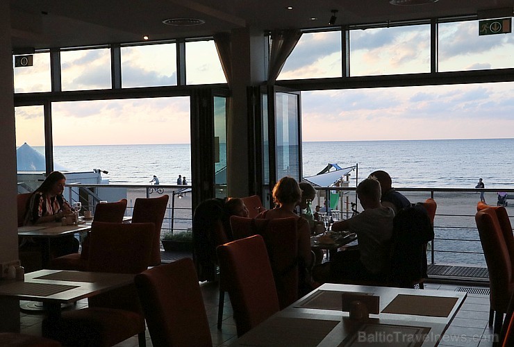 Jūrmalas viesiem Dubultos atkal ir atvēries pludmales restorāns «Orizzonte» 181369