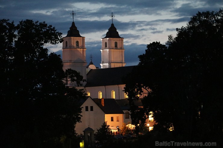 Aglonā uz svētkiem pulcējas vairāki desmiti tūkstoši ticīgo, svētceļotāju un viesu 181602