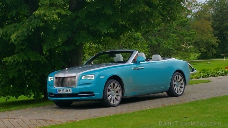 Travelnews.lv redakcija ar Rolls Royce Dawn startē no Hotel Bergs un dodas ceļojumā uz Kurzemi 182073