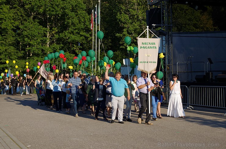 Preiļi trīs dienu garumā ar sportiskiem, kulturāliem notikumiem, košu gājienu un starptautisko leļļu festivālu svinējuši pilsētas svētkus 182606