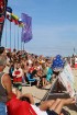 Nedēļas nogalē Jūrmalas pludmale ir pilna ar atpūtniekiem un tūristiem 39