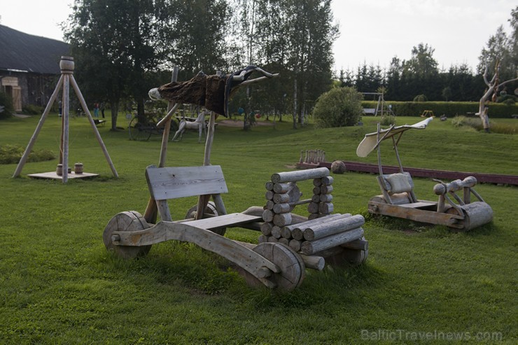 Beverīnas koka skulptūru parks aizrauj gan pieaugušos, gan bērnus 183189