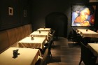 Vecrīgas restorāns  «Ribs & Rock» slavē ribiņas un burvīgu atmosfēru roka gaisotnē 38