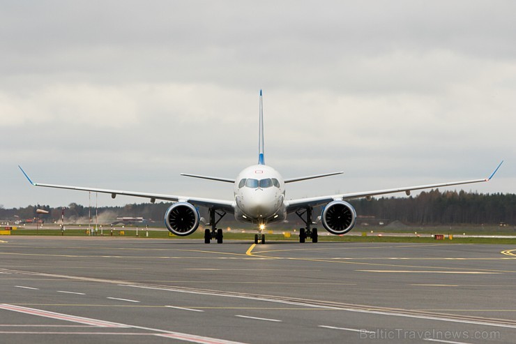 Lidsabiedrība airBaltic ar Bombardier ražoto «CS300» lidmašīnu viesojās Tallinā 185459