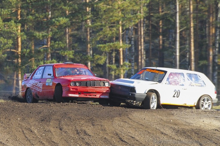 Ar pārsteigumiem un bagātām cīņām sporta kompleksā «333» noslēdzas Latvijas rallijkrosa sezona 185907