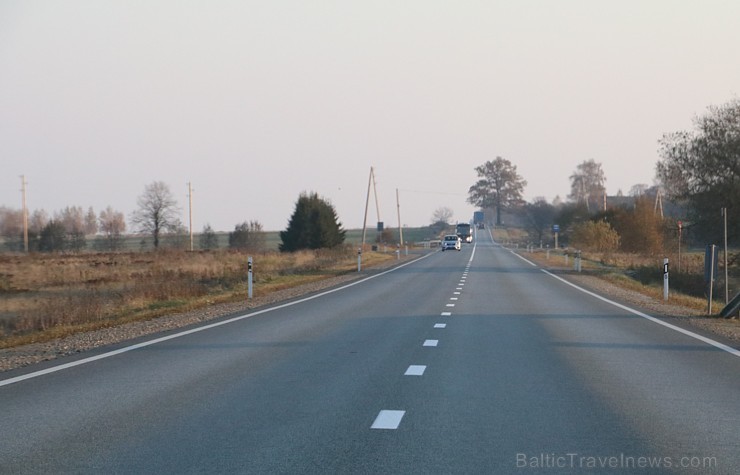 Travelnews.lv redakcija apceļo rudenīgo Vidzemi un Dikļu pils ar jauno Audi A5 Coupe 186637