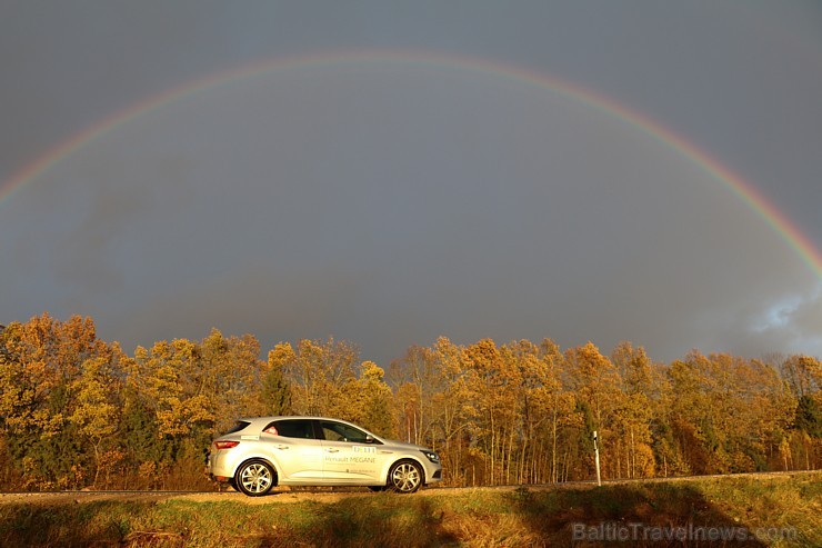 Travelnews.lv redakcija ar jauno Renault Megane apceļo rudenīgo Latgali 187157